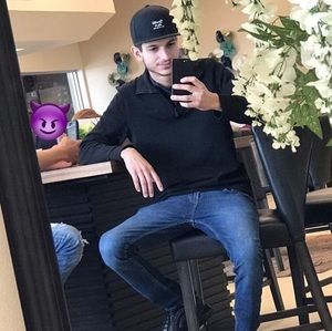 Meet your Posher, Ivan